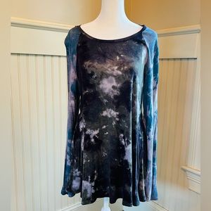 LOGO by Lori Goldstein Tie Dye Long sleeve Top w/ Color Block